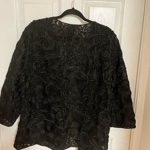 Chico’s size 3 travel swirl jacket